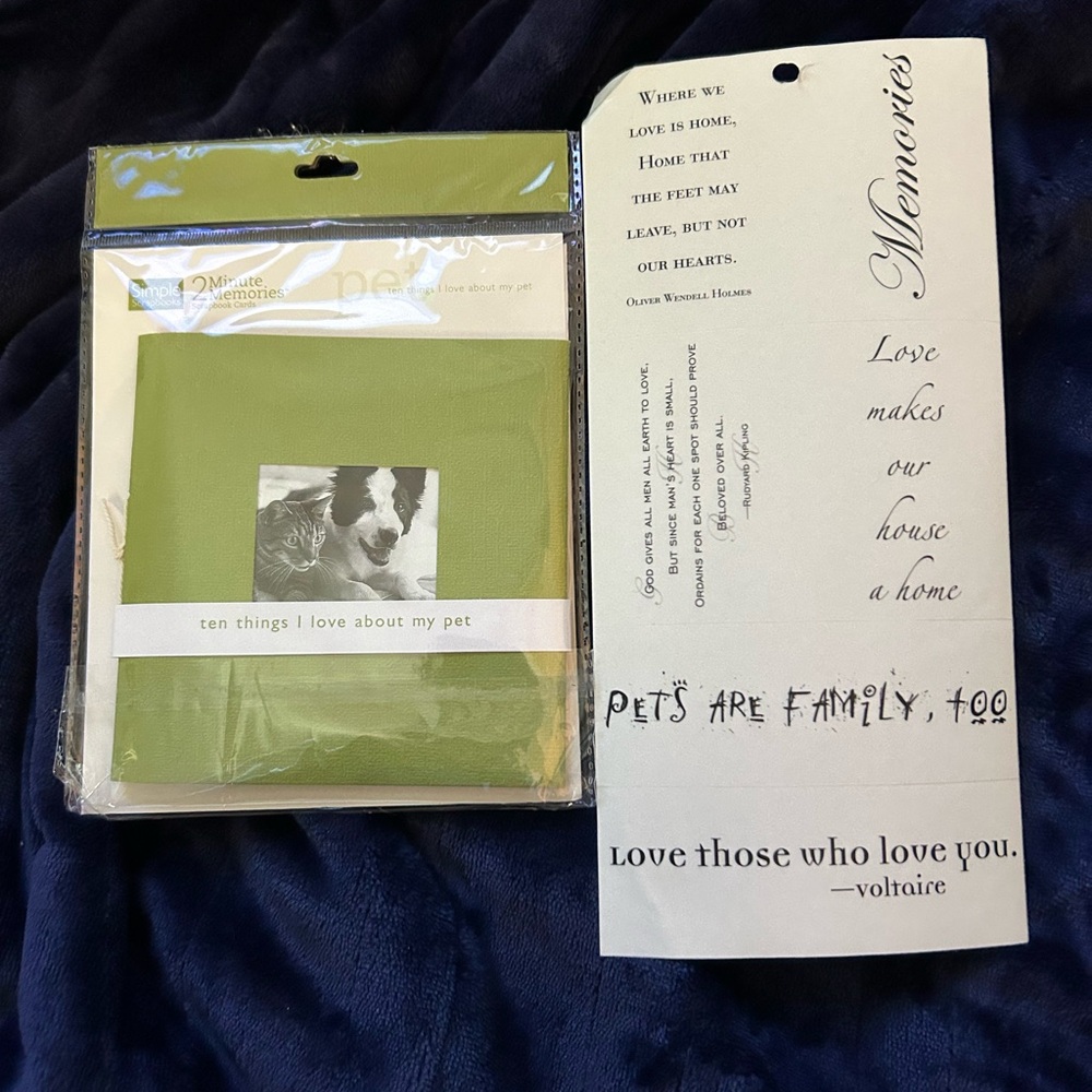 Green Pet Memory Book